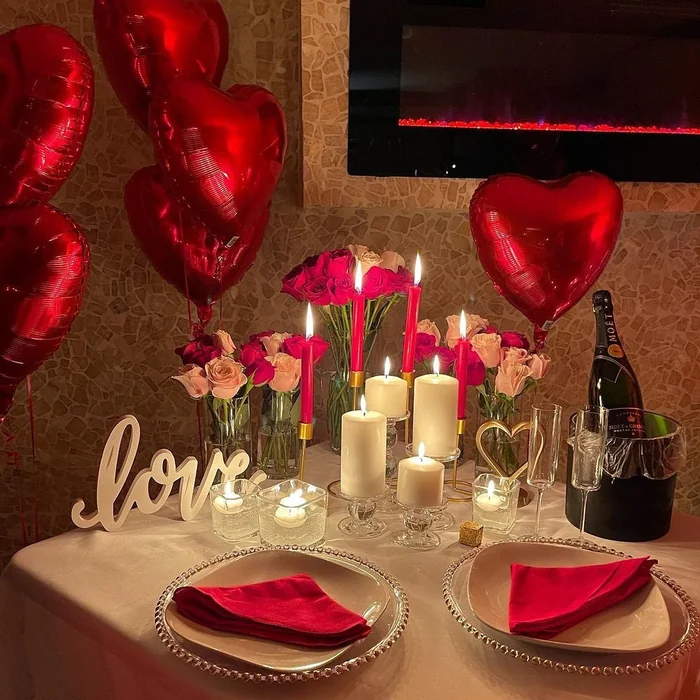 Red Heart Balloon Romantic Birthday Dinner