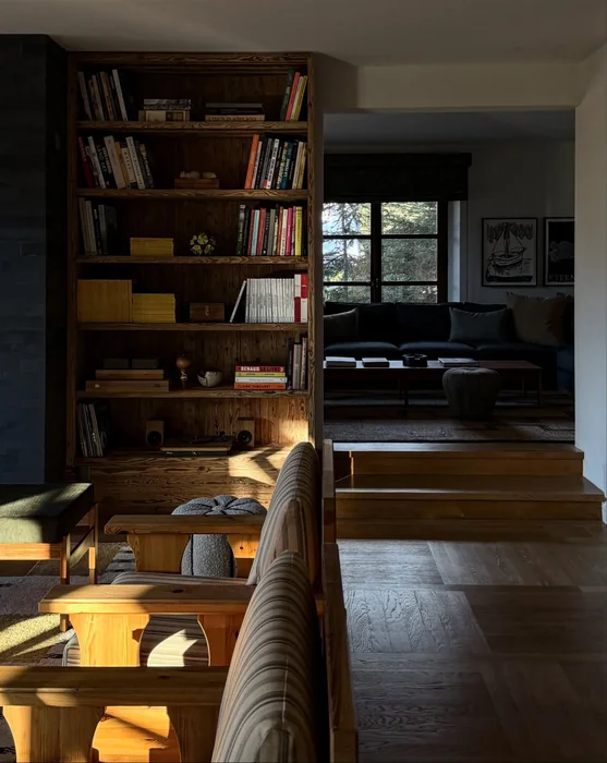 Rustic Living Room Wall Decor with Dark Wood Bookshelf