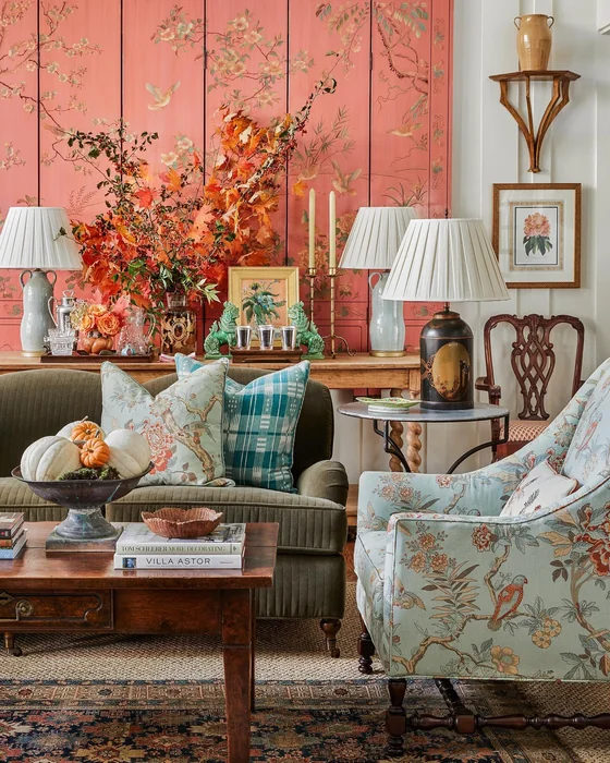 Bold Vintage Fall Living Room with Pink Chinoiserie Wall & Fall Branches