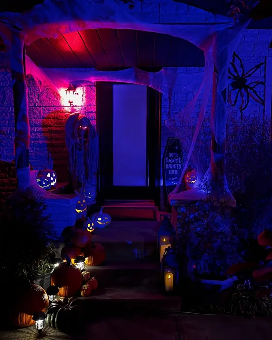 Cute Ghost Inflatable Yard Decor